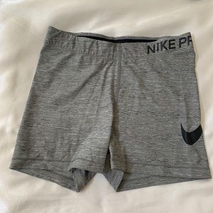 Nike pros gray